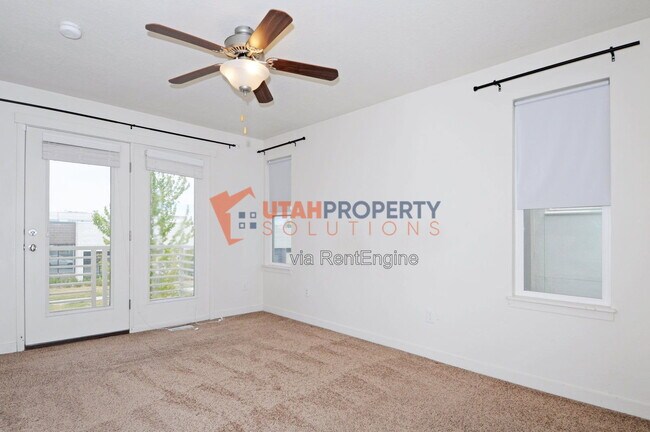 Building Photo - 5083 Digory Dr