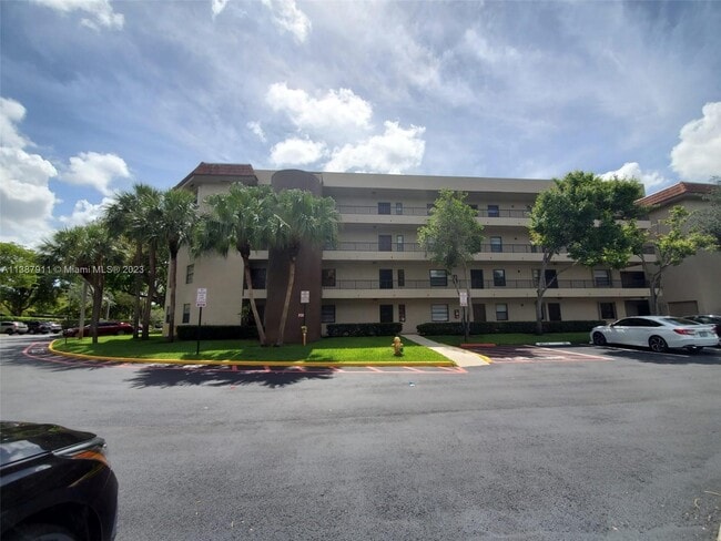 Building Photo - 10451 W Broward Blvd