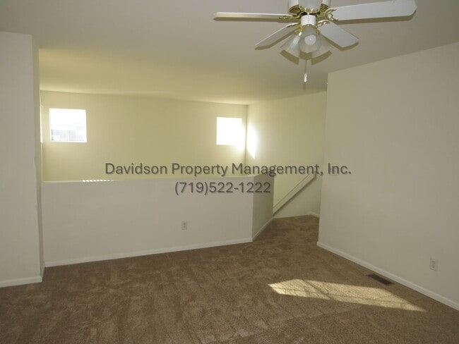 Building Photo - Beautiful 3-Bedroom House in Eastern Color...