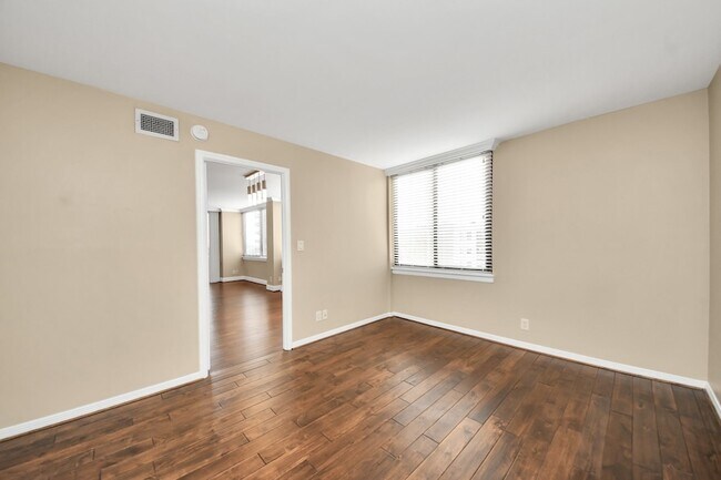 Building Photo - 3525 Sage Rd