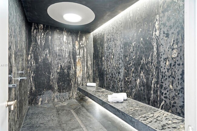 Building Photo - 2000 S Ocean Dr