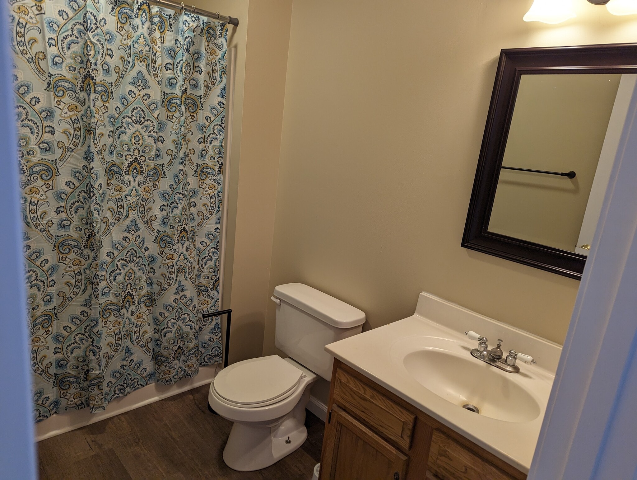 Building Photo - 816 Emma Dr