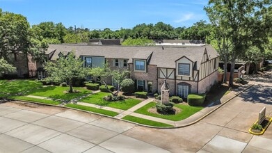Building Photo - 14703 Barryknoll Ln