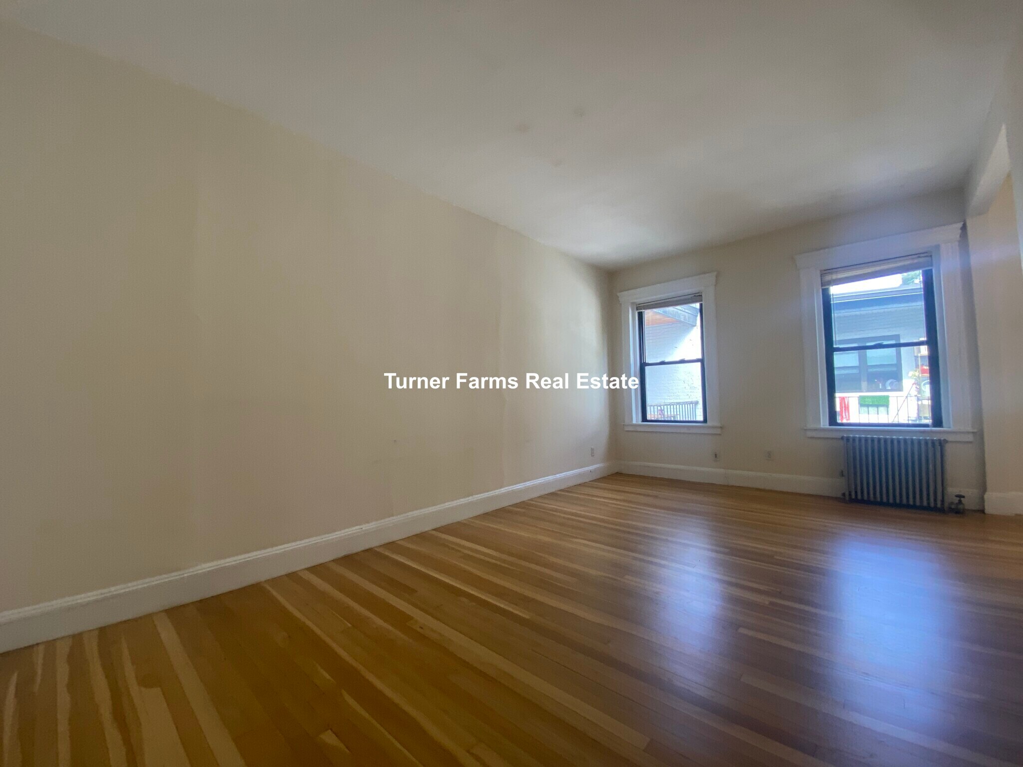 Building Photo - 395A Harvard St