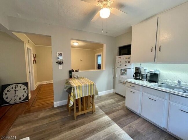 Building Photo - 93 Sunset Trail