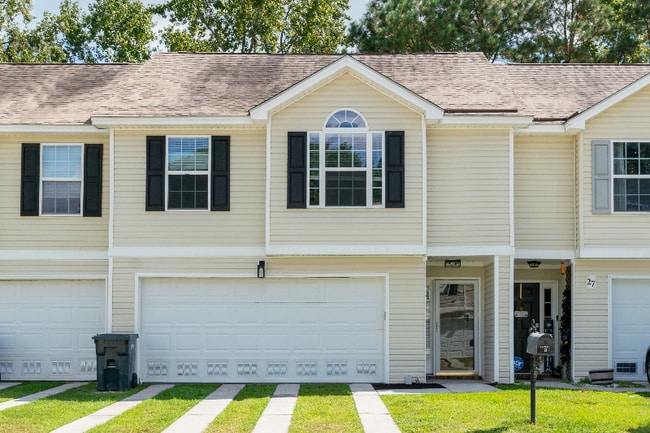 Building Photo - 29 Orchid Ln