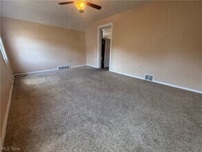 Building Photo - 1726 Starkweather Ave