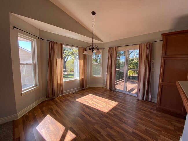 Building Photo - MINUTES FROM FT. RILEY! TWO CAR GARAGE!