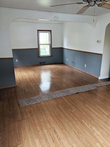 Building Photo - 346 Andrew St