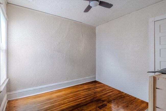 Building Photo - 1150 N 33rd St