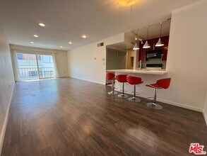 Building Photo - 5257 Radford Ave