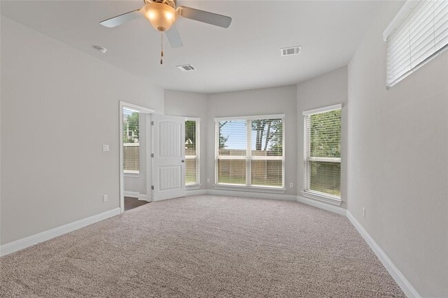 Building Photo - 15601 Cabrillo Way