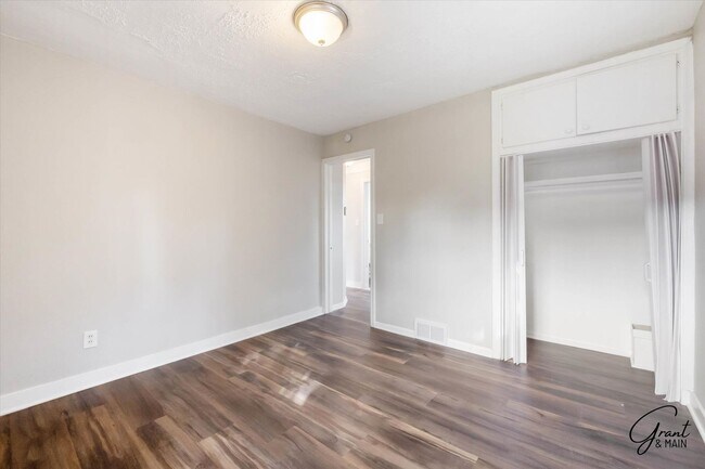 Building Photo - 15470/15472 Greenfield - Vibe Real Estate Investments LLC