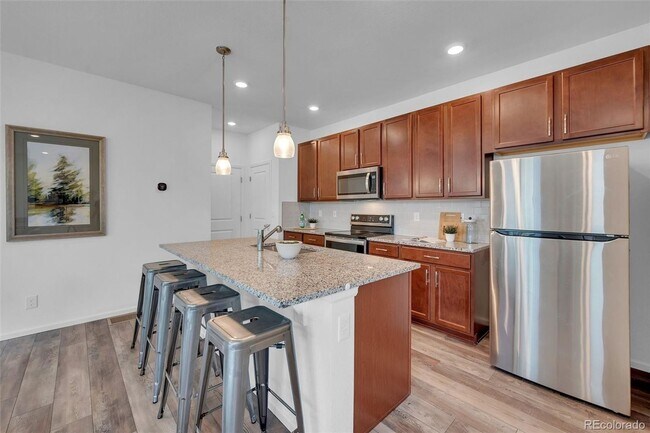 Building Photo - 1094 Anker Dr