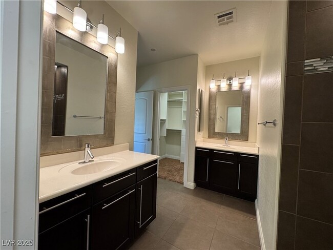 Building Photo - 2090 Morro Vista Dr