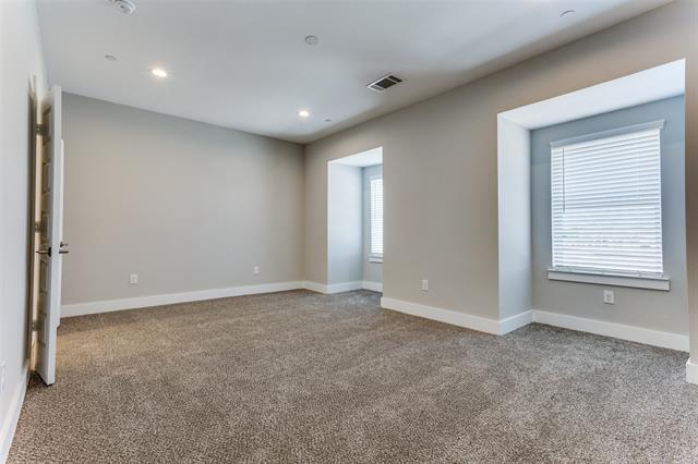 Building Photo - 3021 Mayeda Cir