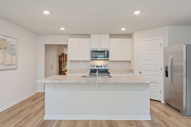 Building Photo - 3041 Heritage Plantation Blvd