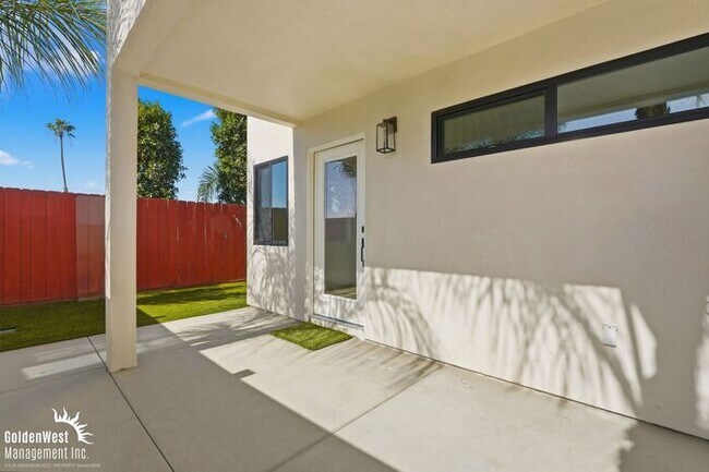Building Photo - Beautiful New Build 2Bdm 1 Ba Downstairs Apartment in Clairemont Mesa!
