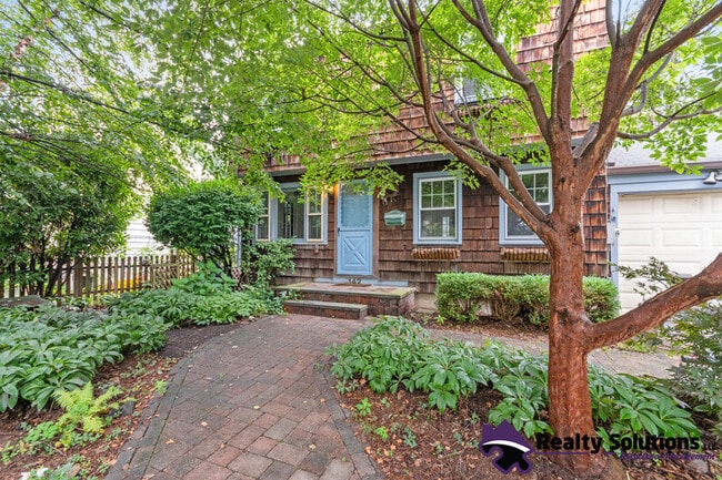 Primary Photo - 142 Palmer Ln