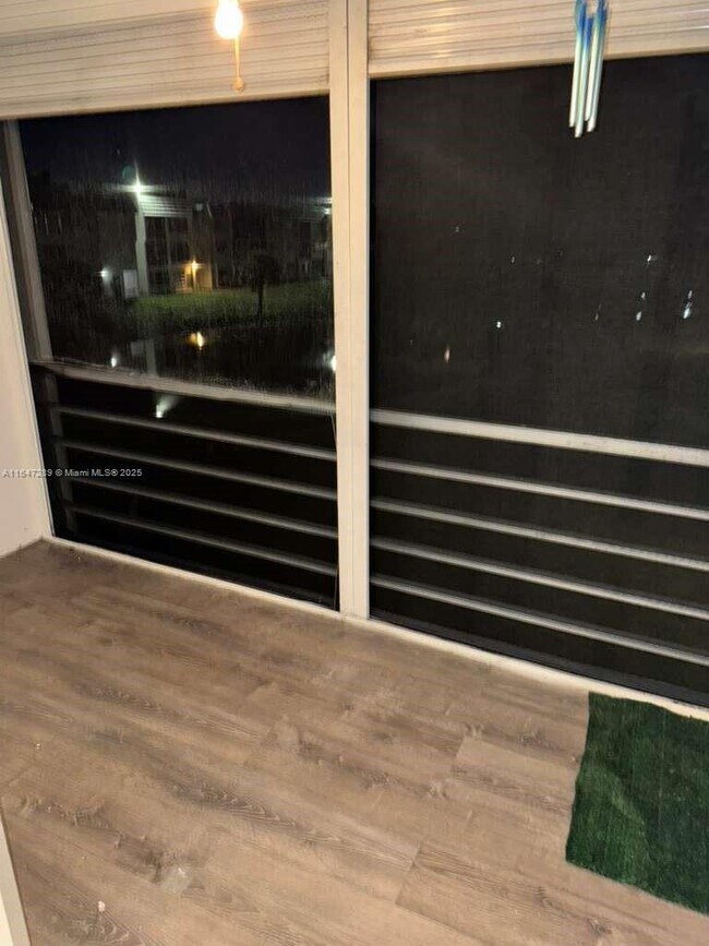 Building Photo - 8450 Sunrise Lakes Blvd