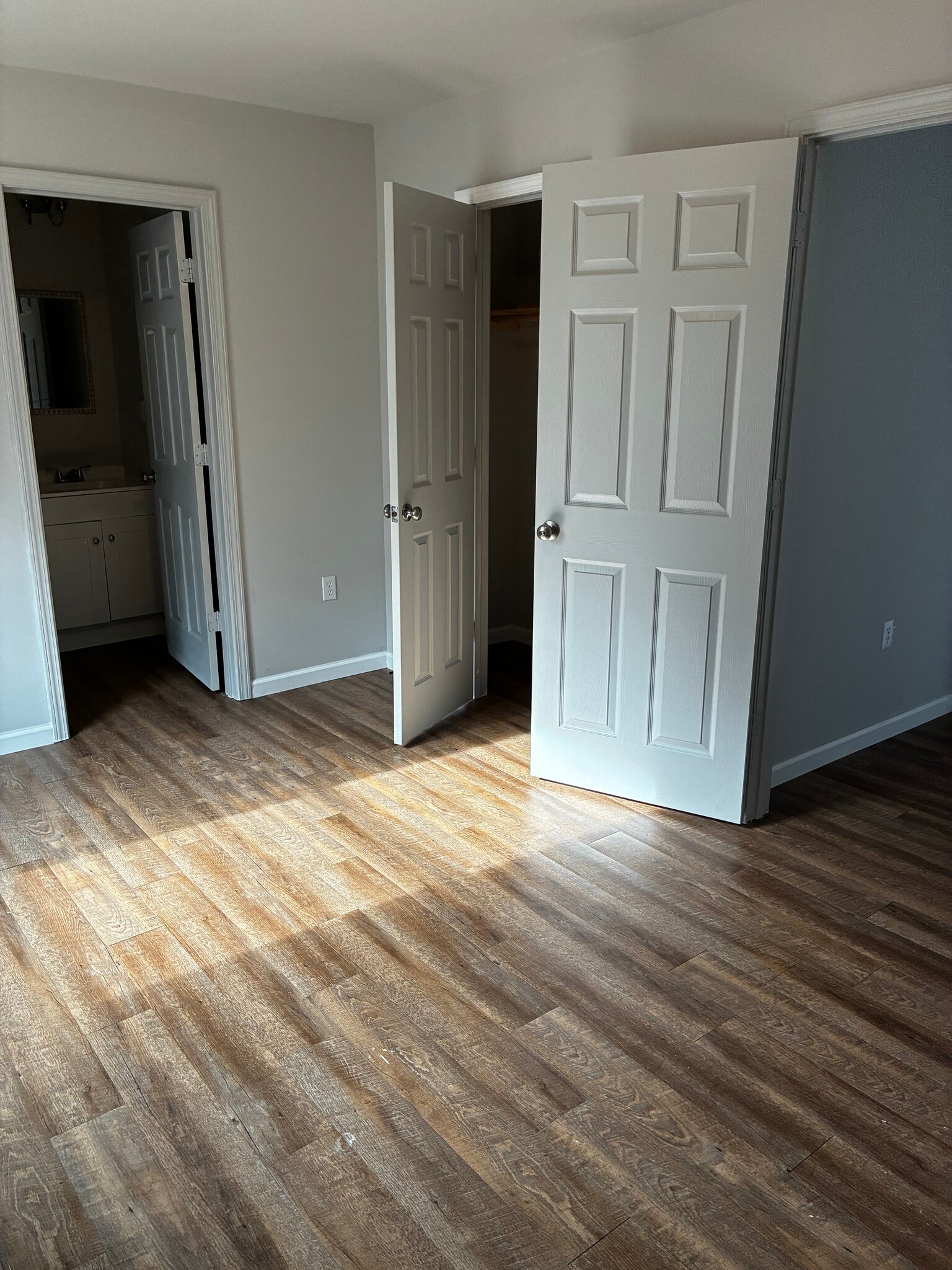 Building Photo - 61 Crabapple Rdg