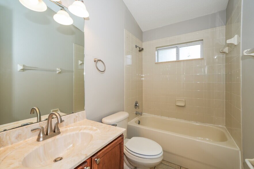Building Photo - 7442 Citrus Blossom Dr