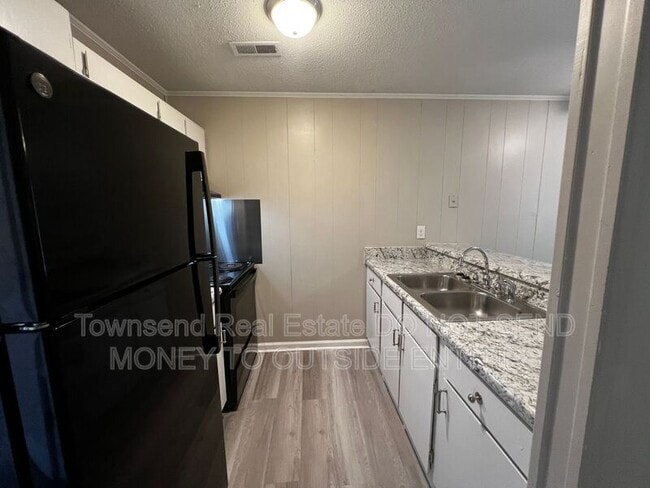 Building Photo - 5874-F Century Oaks Drive