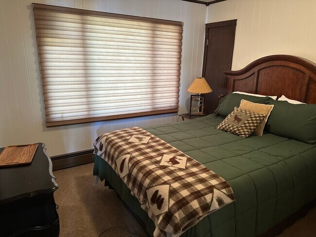 Bedroom 3 - 1401 Cedar Ln