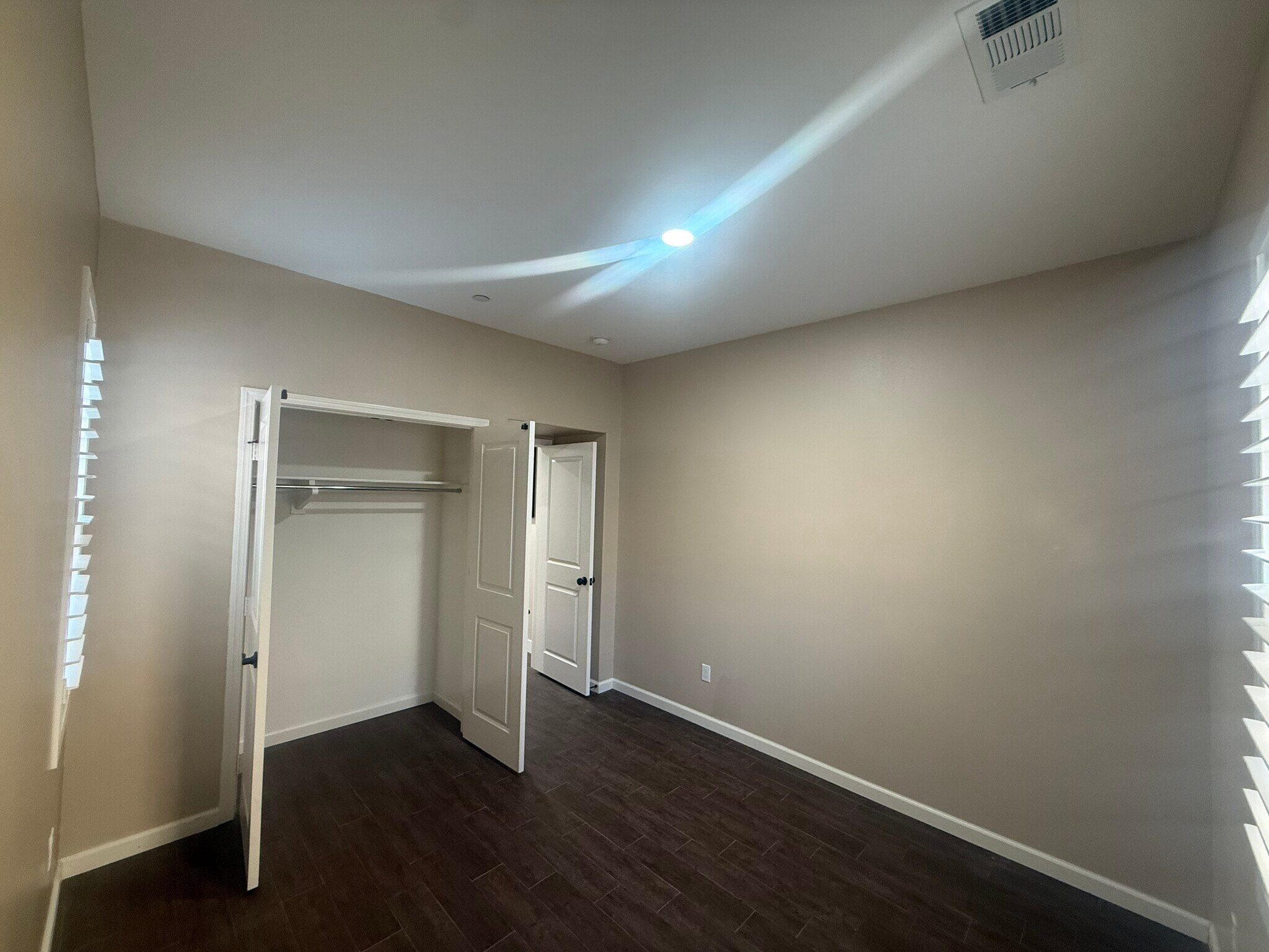 Building Photo - 21725 Bene Dr