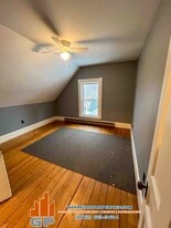 Building Photo - 24 Steeple Pl