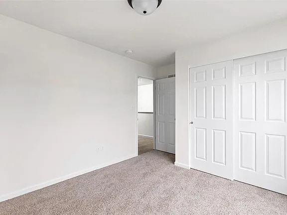 Building Photo - 3BR, 2BA ranch-style home that is ready NOW!