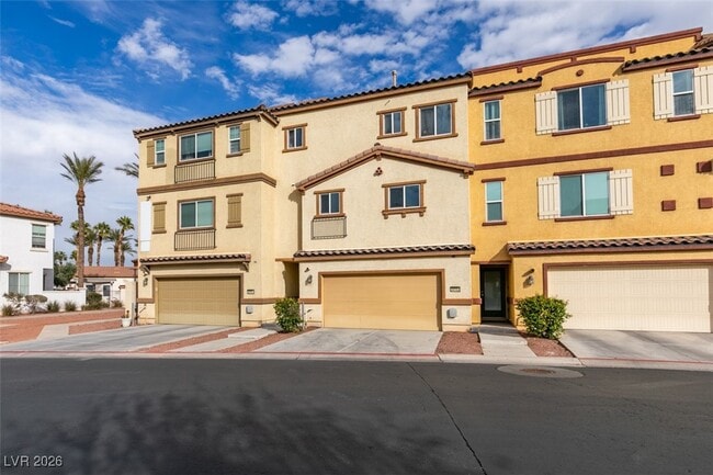 Building Photo - 1525 Spiced Wine Ave