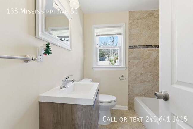 Building Photo - 138 Mississippi Ave SE