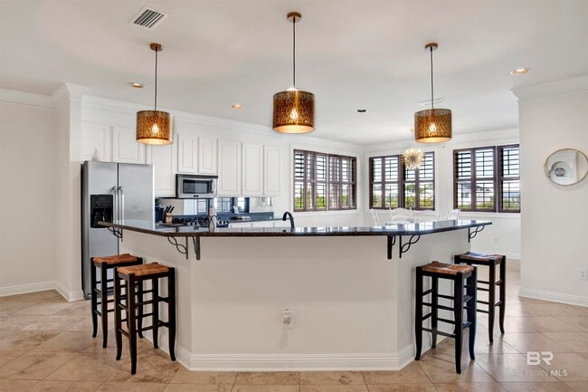 Building Photo - 16 Market St