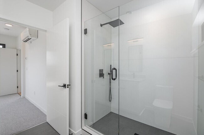 Building Photo - 4224 SW 100th St