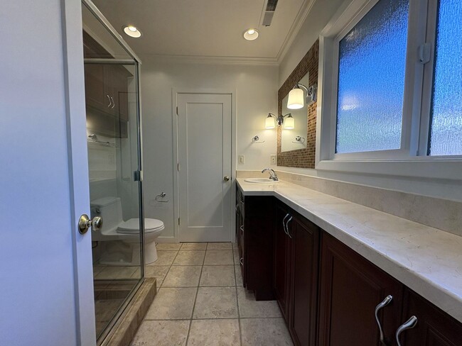 Building Photo - Beautiful Palo Alto Home with In-Law Suite, Central AC & Heated Pool