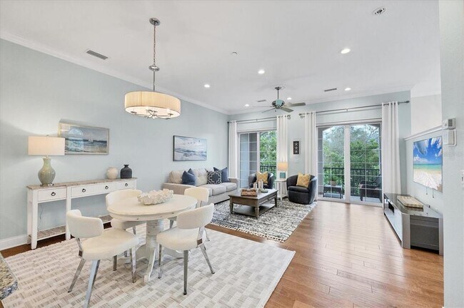 Building Photo - 455 Nokomis Ave S