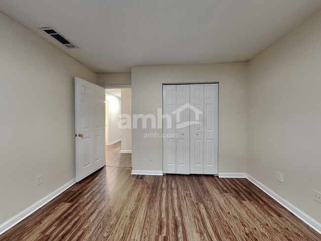 Building Photo - 536 Sydney Walk Ln