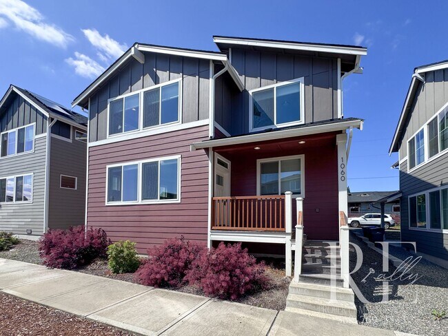 Building Photo - 1060 Banyan St