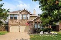 Building Photo - 916 Simon Dr