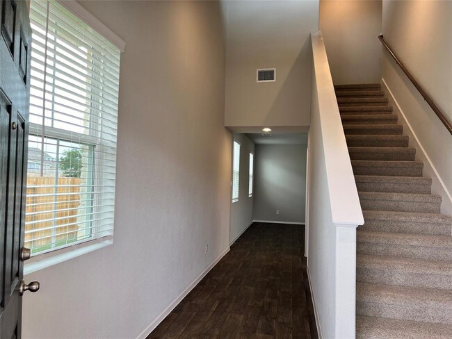 Building Photo - 229 Tall Grass Dr