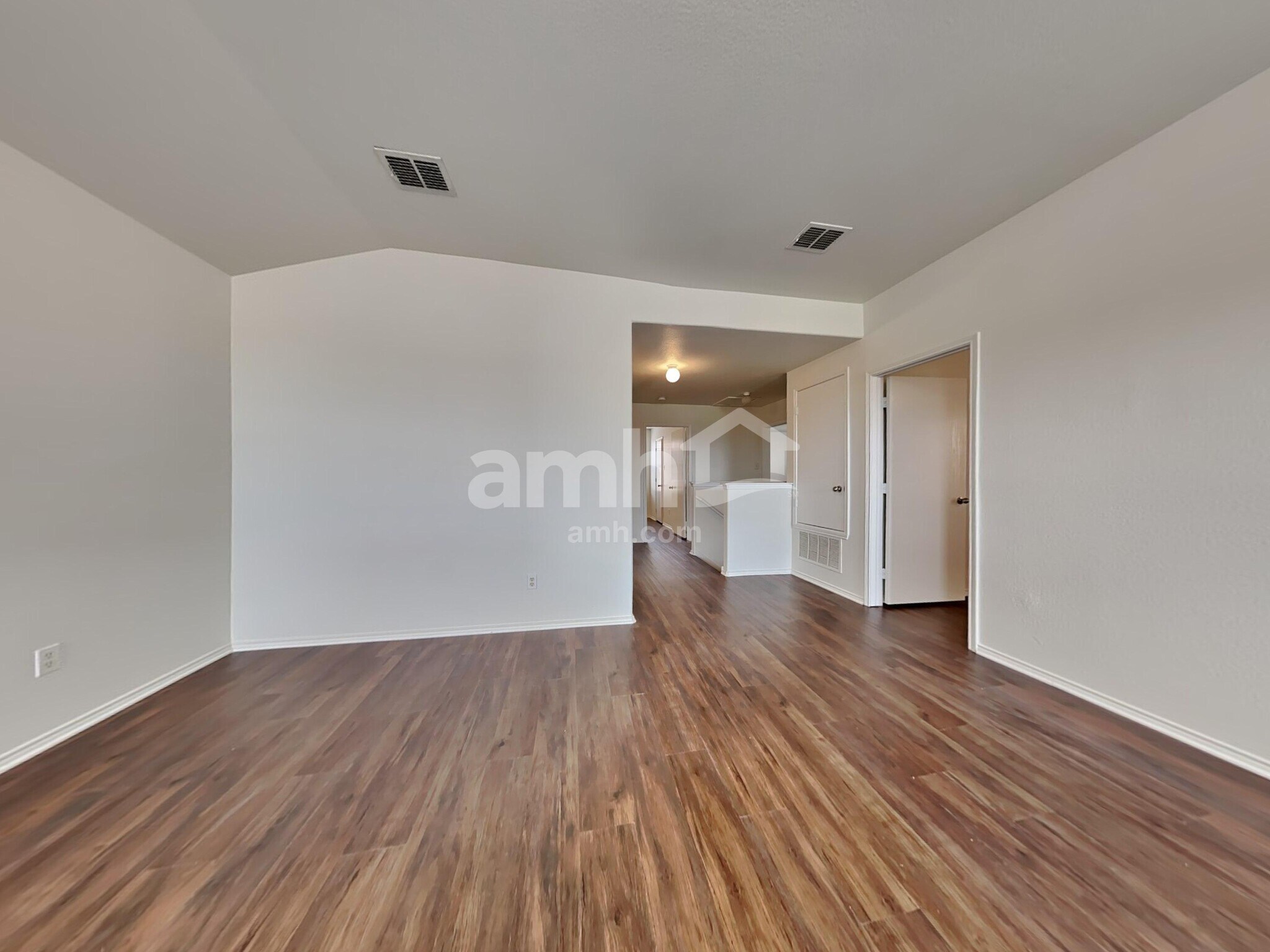 Building Photo - 1246 Yukon Dr