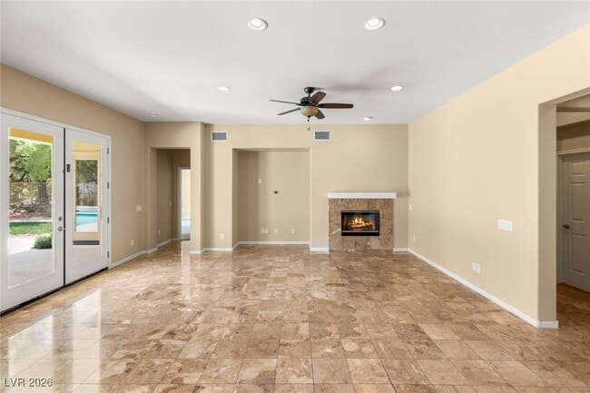 Building Photo - 17 Morninglow Pass