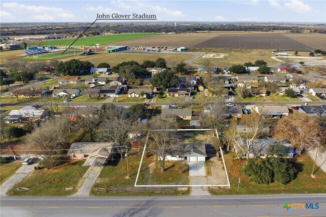 Building Photo - 410 State Hwy 95