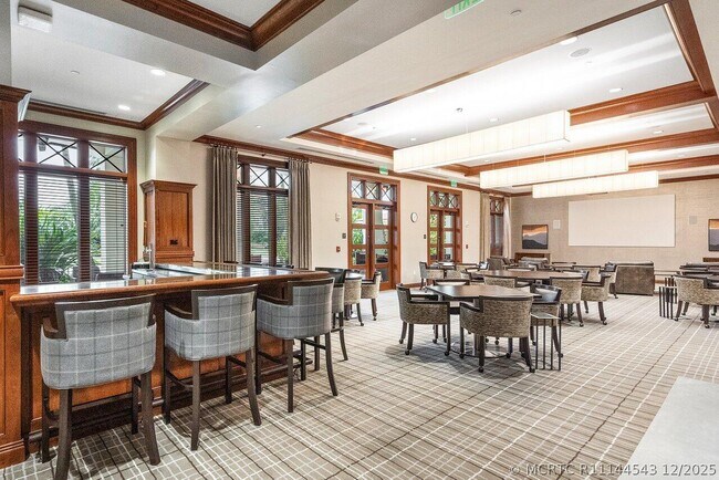 Building Photo - 3506 NW Clubside Cir