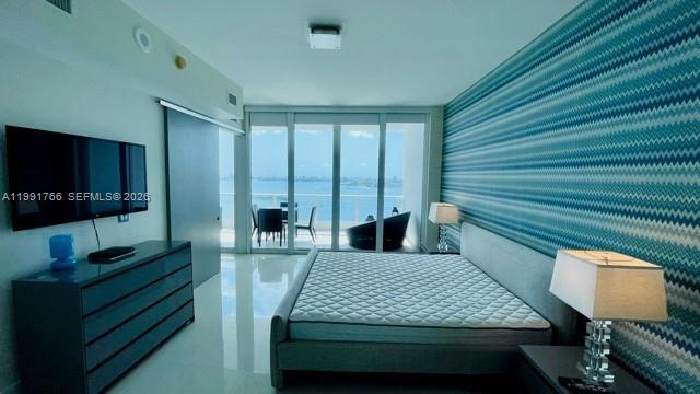 Building Photo - 2020 N Bayshore Dr