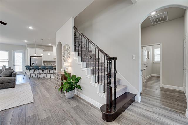 Building Photo - 1651 Sonnet Dr