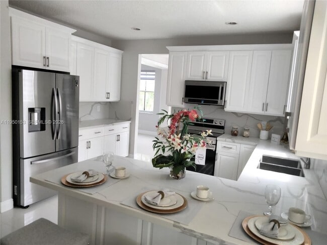 Building Photo - 1249 Allamanda Way