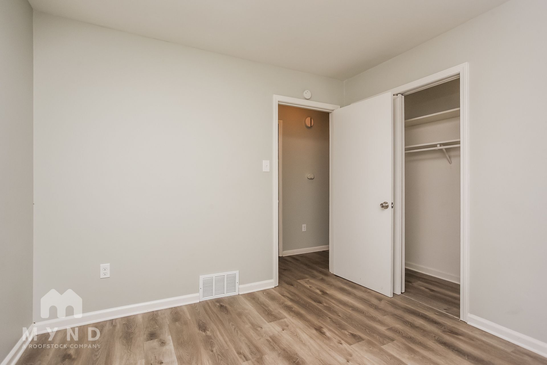 Building Photo - 3814 Silver Chalice Dr