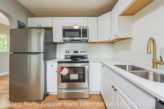 Building Photo - 4 br, 2 bath House - 2976 Olive St